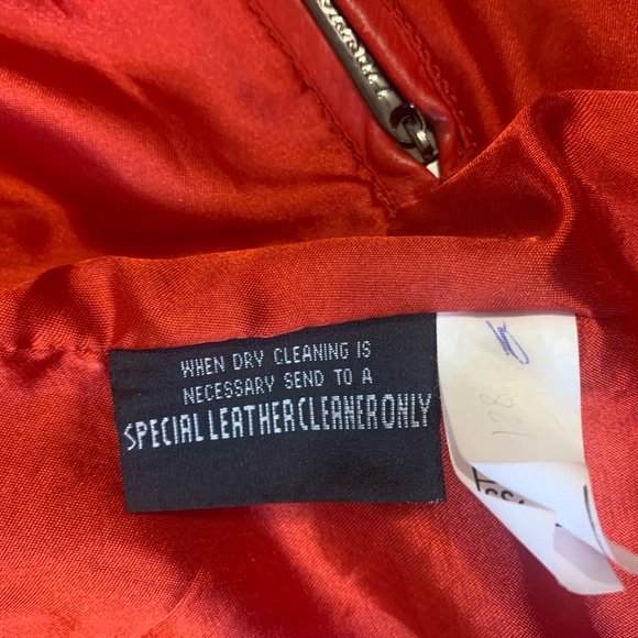 Vintage Maxima Wilson Women’s 100% Cherry Red Leather Retro Jacket - Picture 9 of 13